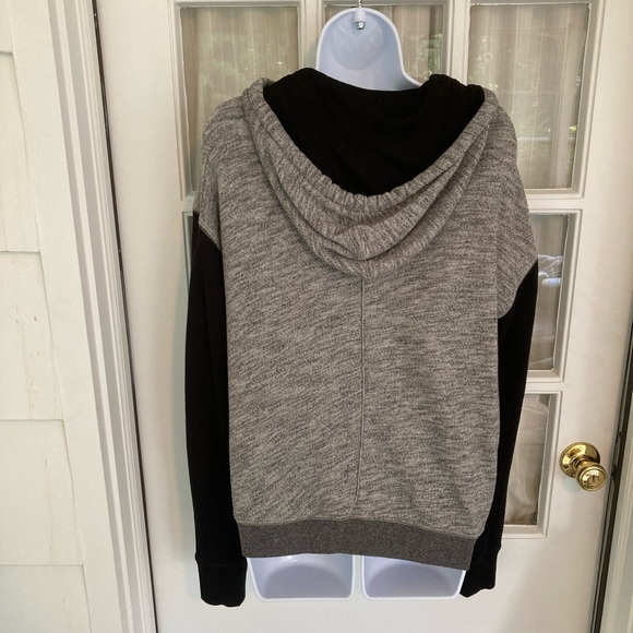 Rag & Bone brand Two-Tone Gray and Black Zip-Up hoodie sweater - Picture 3 of 9